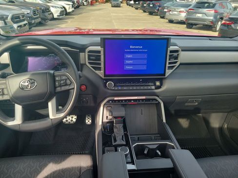Used 2025 Toyota Tundra Limited image 19
