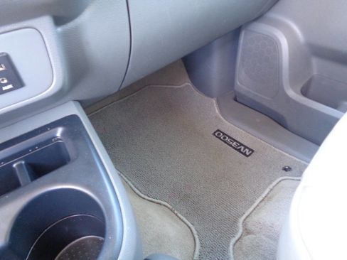 Used 2019 Nissan NV 3500 SL image 34