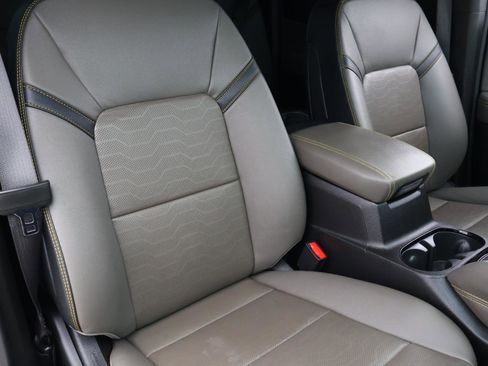 Used 2024 Chevrolet Colorado ZR2 w/ ZR2 Convenience Package III image 21