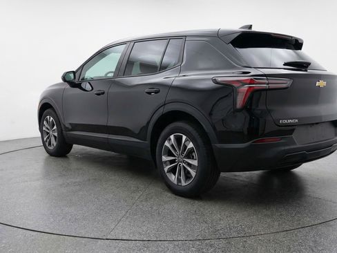 Used 2025 Chevrolet Equinox LT FWD image 6