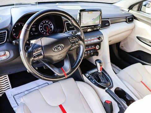 Used 2019 Hyundai Veloster Turbo Ultimate image 10