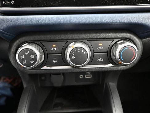 New 2025 Nissan Versa SV w/ Trunk Package image 13