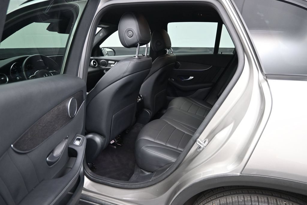 Used 2022 Mercedes-Benz GLC 300 4MATIC image 15