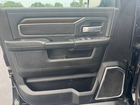 Used 2022 RAM 3500 Laramie RWD image 2