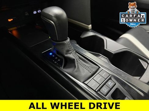 Used 2025 Toyota Camry SE w/ Convenience Package image 21