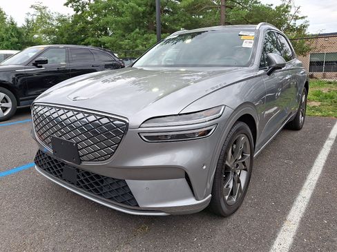Used 2023 Genesis Electrified GV70 w/ Prestige Package AWD/4WD image 5