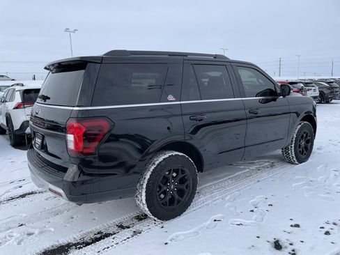 Used 2022 Ford Expedition Timberline image 4