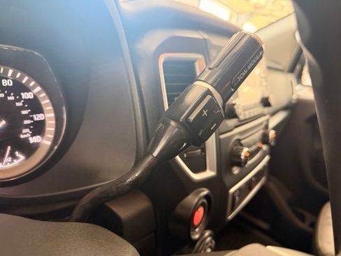 Used 2018 Nissan Titan S w/ S Utility Package AWD/4WD image 19
