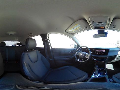 Used 2025 Buick Encore GX Preferred image 41