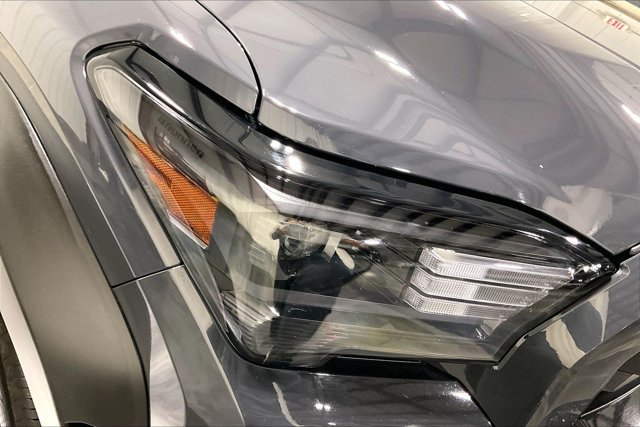 Certified 2025 Toyota 4Runner SR5 AWD/4WD image 29