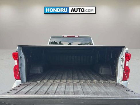 Used 2024 Chevrolet Silverado 1500 Custom AWD/4WD image 9