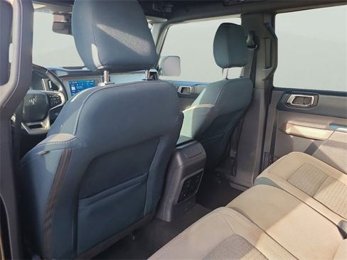 Used 2022 Ford Bronco Outer Banks image 14