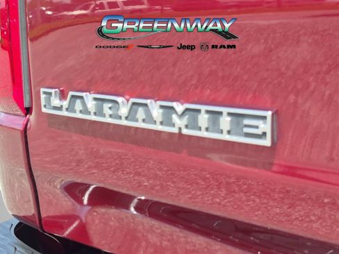 Used 2022 RAM 1500 Laramie AWD/4WD image 30
