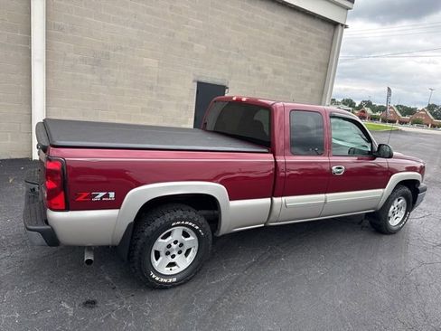 Used 2005 Chevrolet Silverado 1500 Z71 w/ Safe And Sound Package image 13