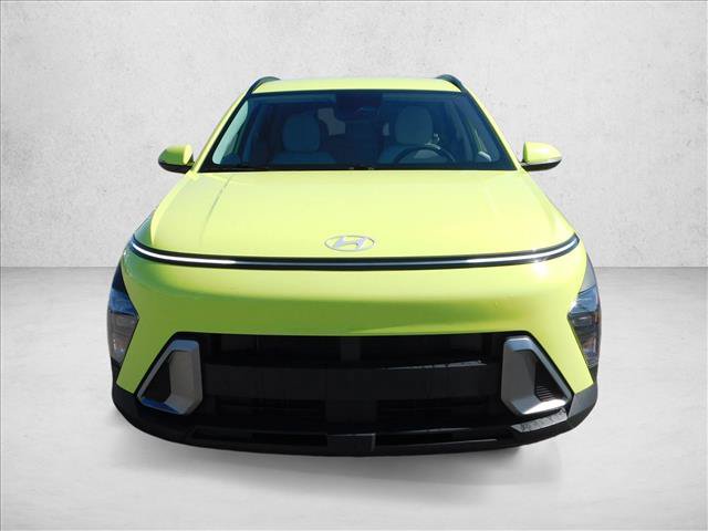 Used 2024 Hyundai Kona SEL FWD image 2