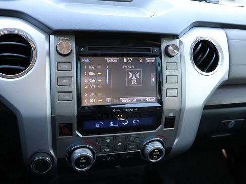 Used 2018 Toyota Tundra Limited AWD/4WD image 19