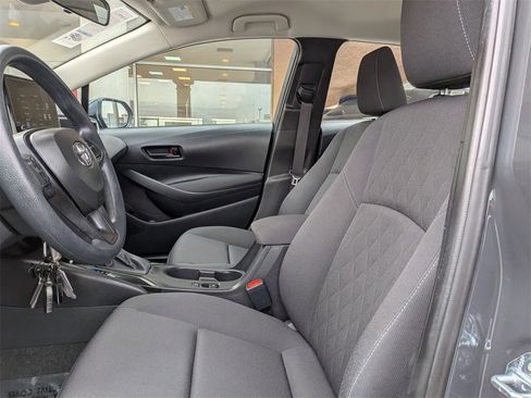 Used 2025 Toyota Corolla LE image 15