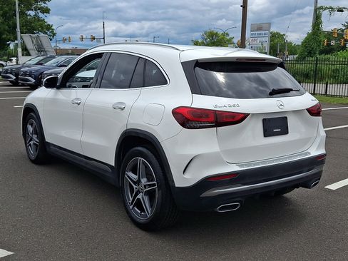 Used 2022 Mercedes-Benz GLA 250 4MATIC image 4