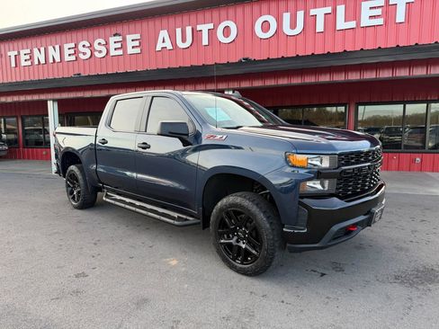 Used 2022 Chevrolet Silverado 1500 Custom Trail Boss AWD/4WD image 1