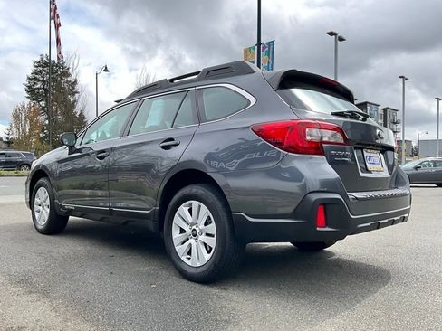 Used 2019 Subaru Outback 2.5i image 6