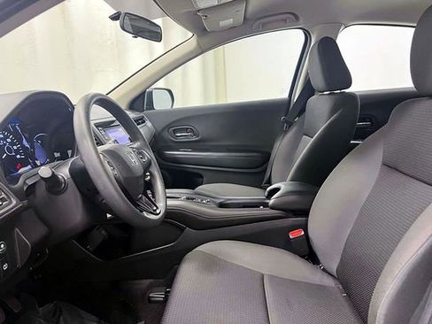 Used 2022 Honda HR-V LX image 16
