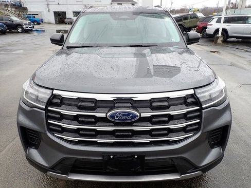 Used 2025 Ford Explorer Active image 11