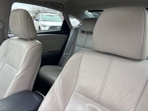 Used 2013 Toyota Avalon Limited image 9