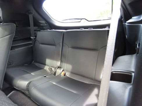 Used 2023 Mitsubishi Outlander SEL AWD/4WD image 22