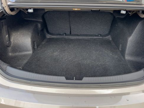 Used 2022 Chevrolet Malibu LS FWD image 21
