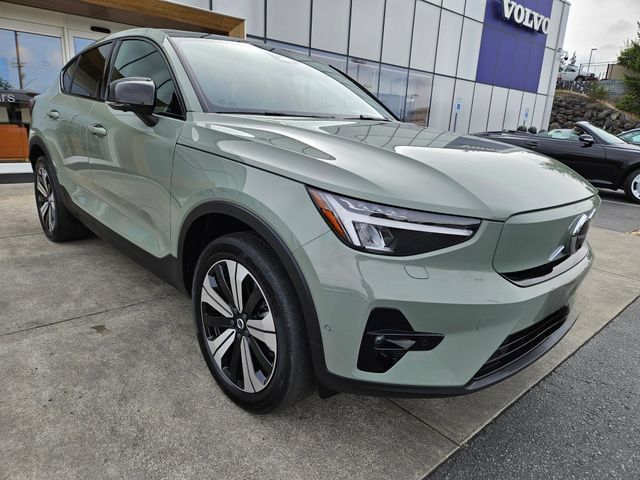 Certified 2023 Volvo C40 P8 Recharge Plus w/ Climate Package AWD/4WD image 3