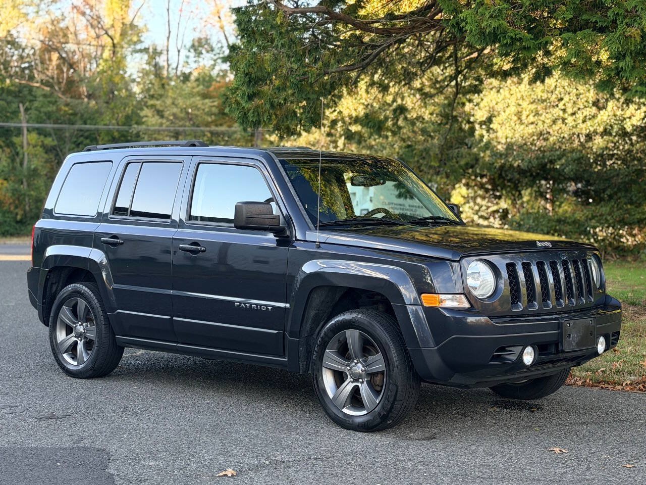 Used 2015 Jeep Patriot High Altitude AWD/4WD image 6
