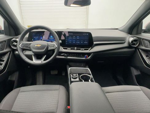 New 2026 Chevrolet Equinox LT image 16