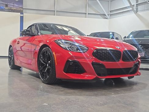 Used 2022 BMW Z4 sDrive30i w/ M Sport Package RWD image 3