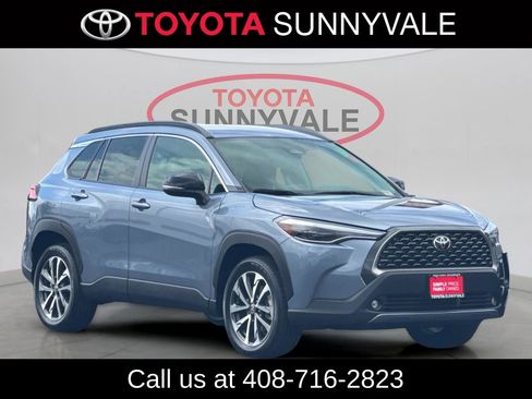 Certified 2025 Toyota Corolla Cross XLE AWD/4WD image 11