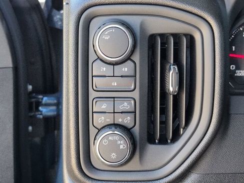 New 2025 Chevrolet Silverado 2500 Custom w/ Custom Value Package image 17