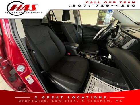 Used 2017 Toyota RAV4 LE w/ All Weather Liner Package AWD/4WD image 11