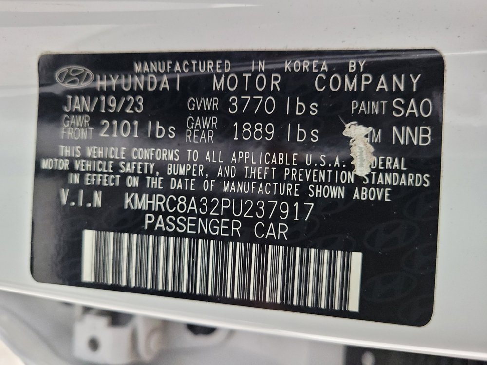 Used 2023 Hyundai Venue Limited FWD image 33