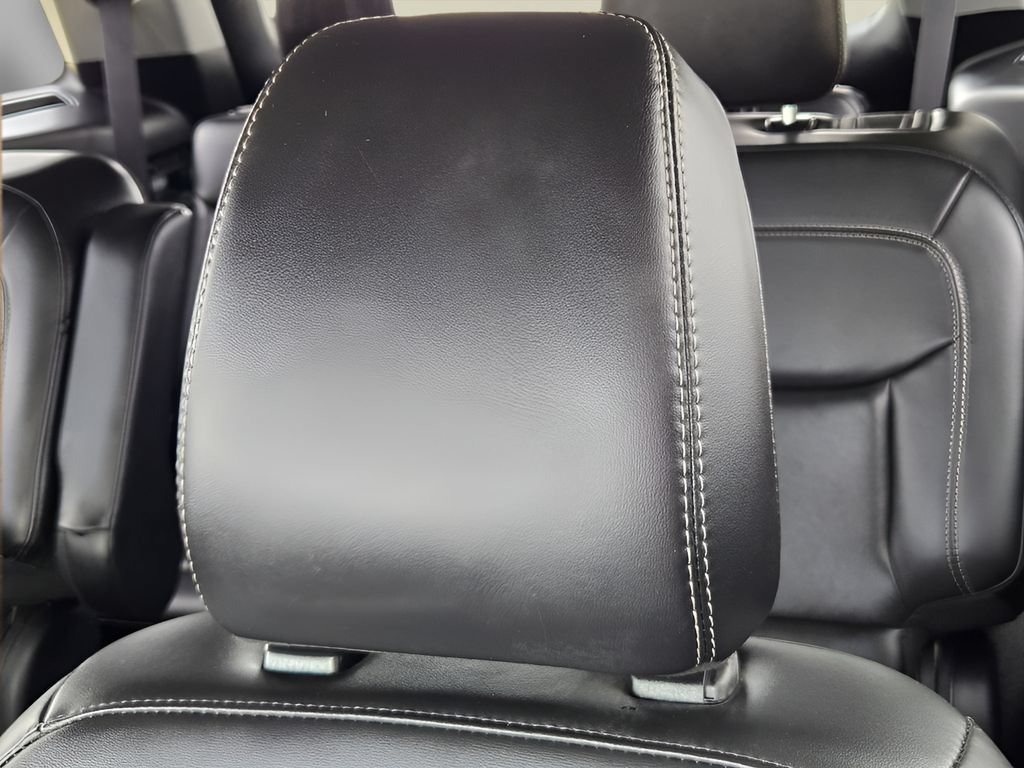 Used 2024 Ford Explorer XLT AWD/4WD image 22