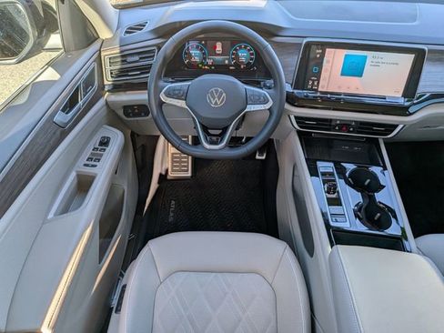 New 2026 Volkswagen Atlas SEL Premium R-Line AWD/4WD image 18
