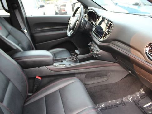 Used 2022 Dodge Durango R/T w/ Tow 'N Go Package AWD/4WD image 37