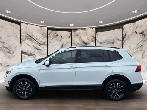 Used 2021 Volkswagen Tiguan SE image 6