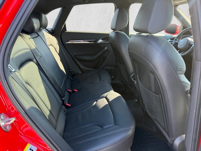 Used 2016 Audi Q3 2.0T Prestige w/ Prestige Package AWD/4WD image 15