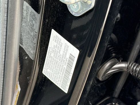 Certified 2024 Honda Pilot Touring image 20