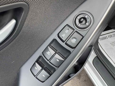 Used 2016 Hyundai Elantra GT w/ Option Group 02 image 22