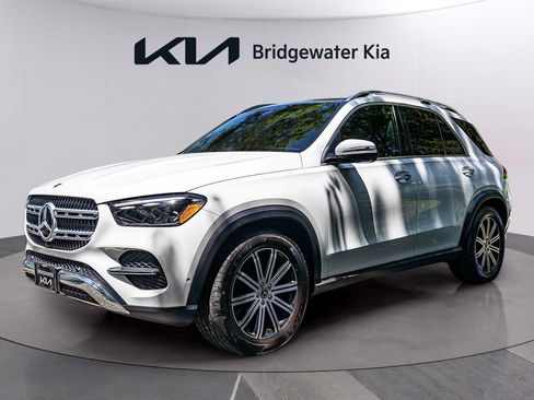 Used 2024 Mercedes-Benz GLE 350 4MATIC image 4