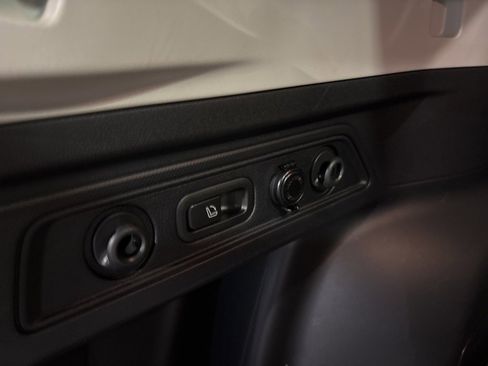 Certified 2022 Subaru Forester Limited w/ Popular Package #2 image 31