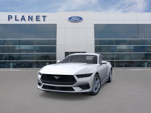 New 2026 Ford Mustang Coupe image 2