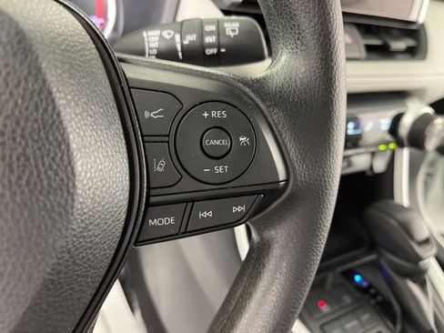 Used 2024 Toyota RAV4 XLE image 21