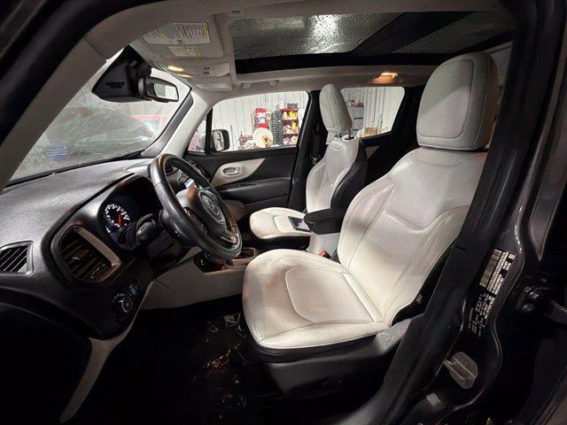 Used 2021 Jeep Renegade Limited w/ Sun & Sound Group AWD/4WD image 19
