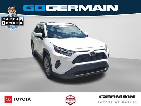 Used 2025 Toyota RAV4 XLE w/ Convenience Package FWD image 5